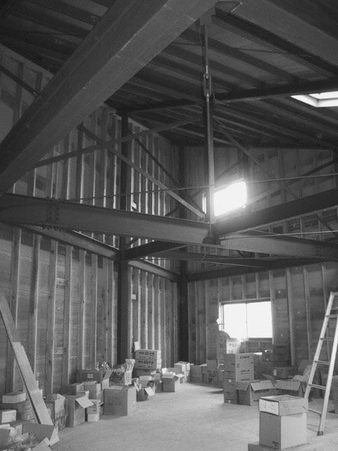 大阪の建築家・中平勝が設計した鉄骨造倉庫のリノベーション・Before