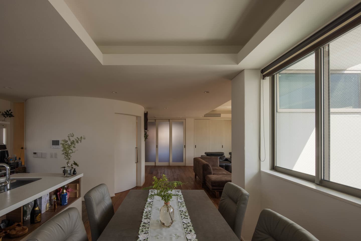大阪の建築家・中平勝が設計した車椅子対応住宅の円筒形の階段室