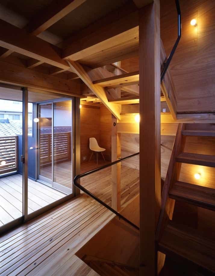 大阪の建築家・中平勝が設計した木造ローコスト住宅、スキップフロア