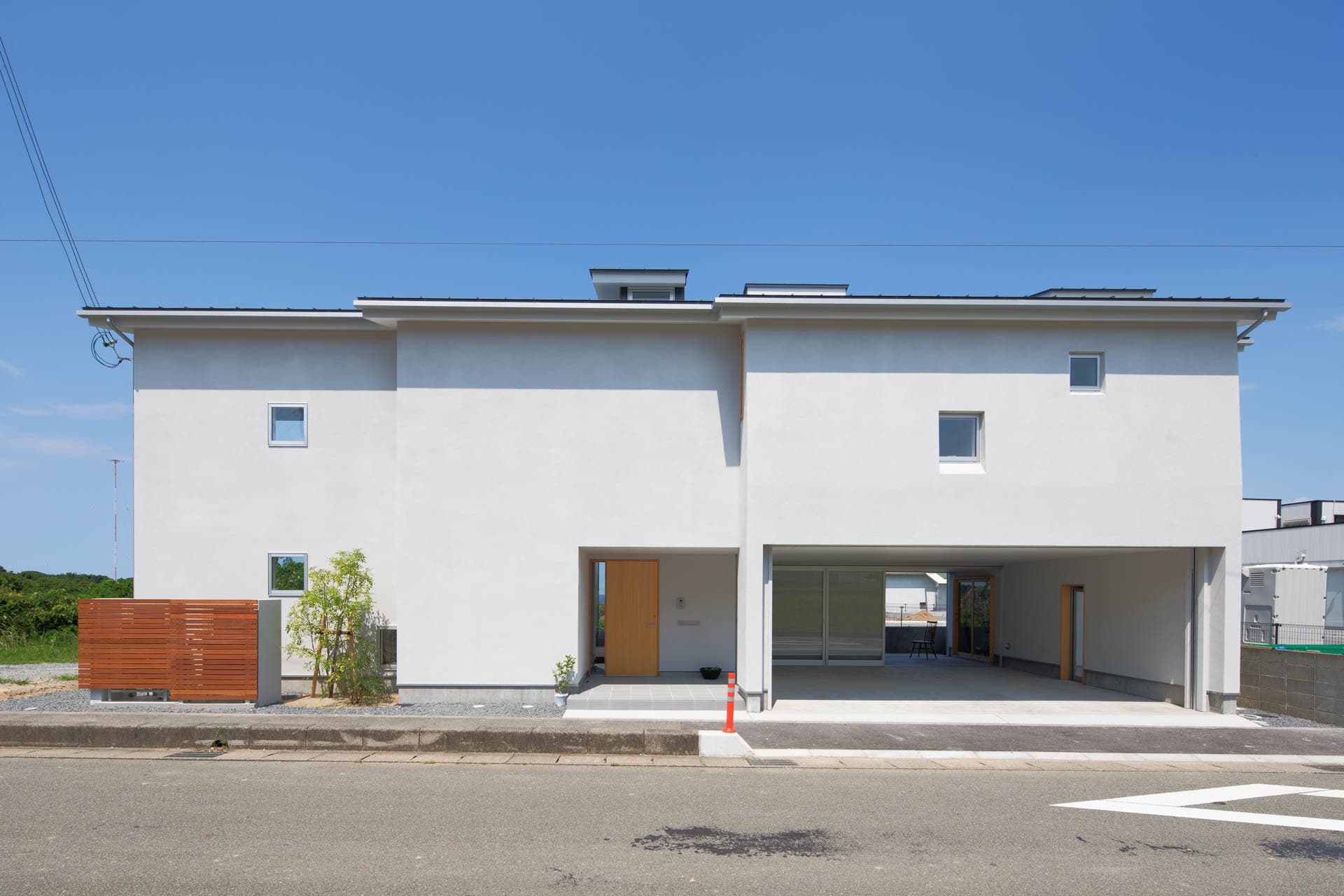 大阪の建築家・中平勝が設計した２階リビングダイニングの眺めの良い住宅です