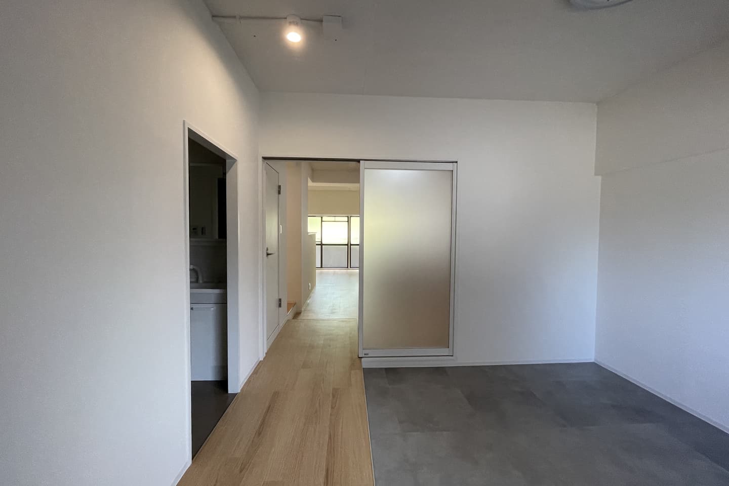 大阪の建築家│中平勝設計の木造新築住宅のシンプルな外観